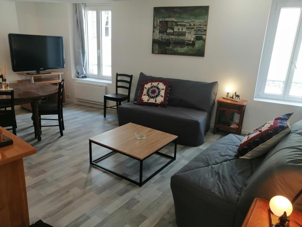 F Logement Entier Courtenay  Exteriör bild